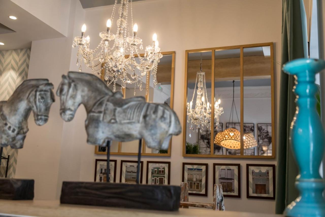 Maison Reina B&B Valensiya Dış mekan fotoğraf