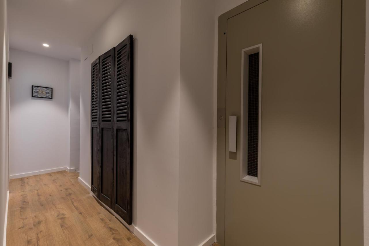 Maison Reina B&B Valensiya Dış mekan fotoğraf