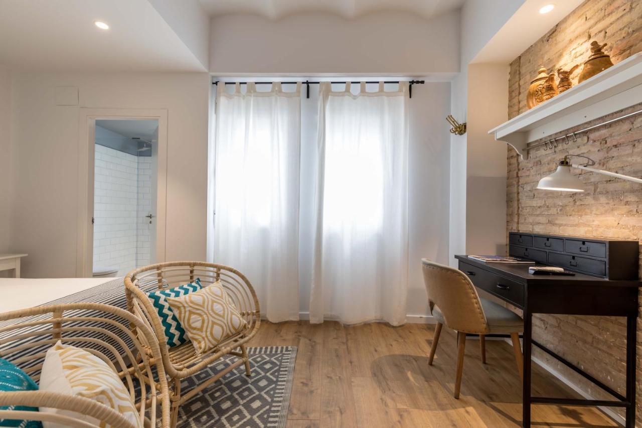 Maison Reina B&B Valensiya Dış mekan fotoğraf